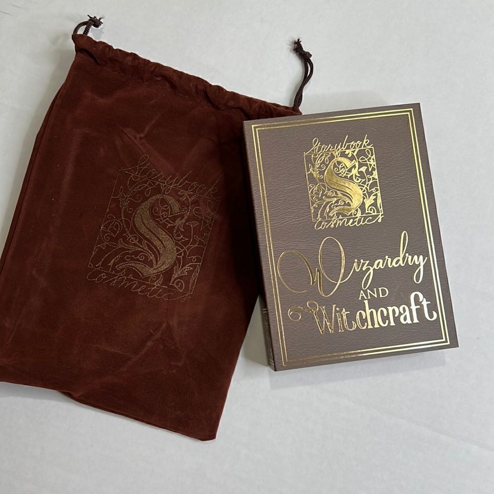 Storybook Cosmetics - Wizardry and Witchcraft Eyeshadow Palette Book